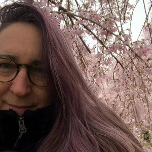 Meet your Posher, Holly